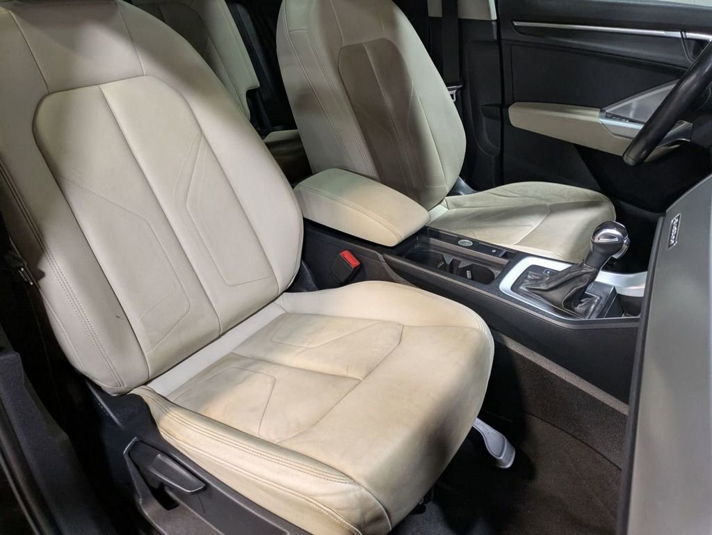 Used 2020 Audi Q3 2.0T Premium image 26