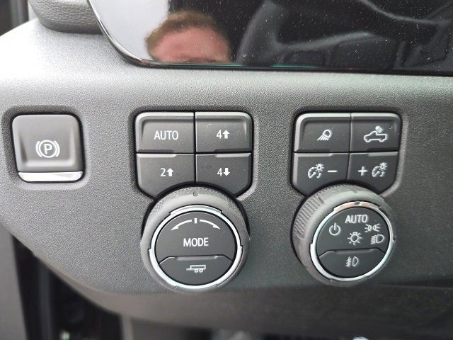 New 2025 Chevrolet Silverado 3500 LTZ w/ Z71 Chrome Sport Edition image 22