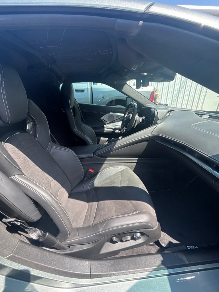Used 2024 Chevrolet Corvette Z06 RWD image 17