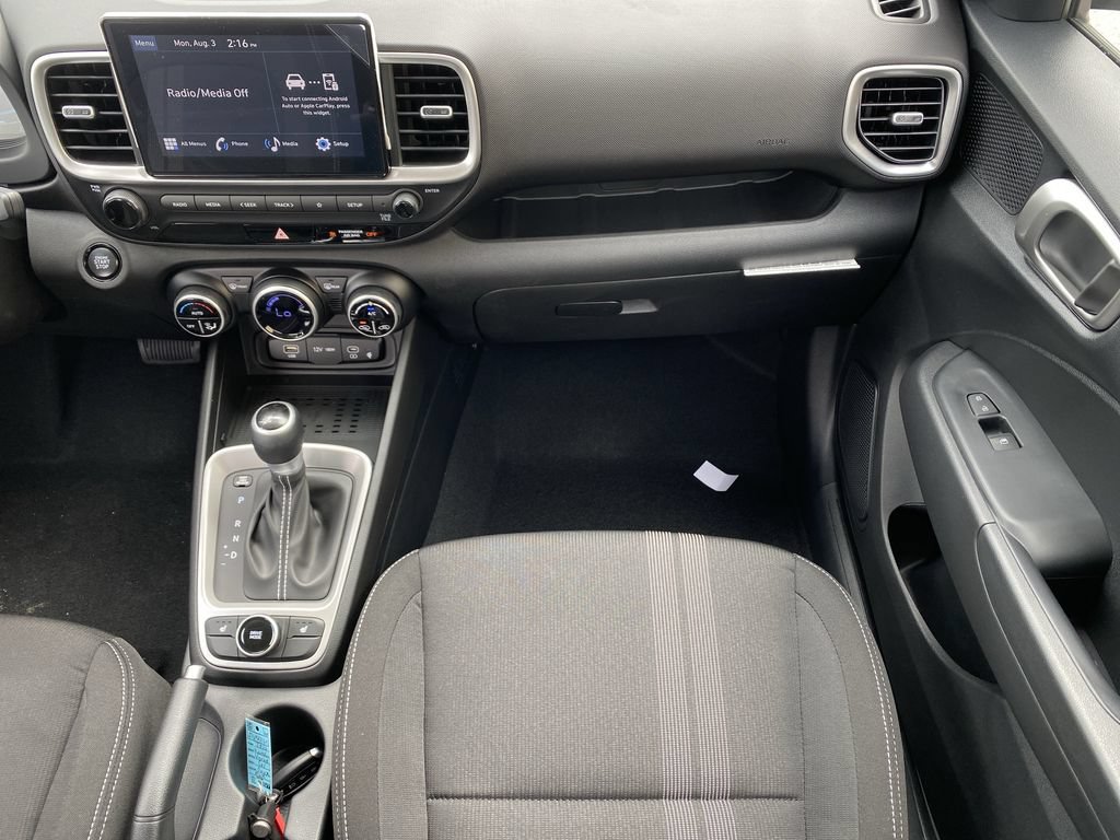 New 2026 Hyundai Venue SEL FWD image 16