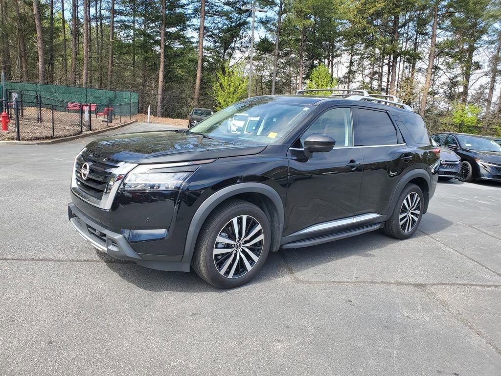 Certified 2024 Nissan Pathfinder Platinum w/ Cargo Package image 9