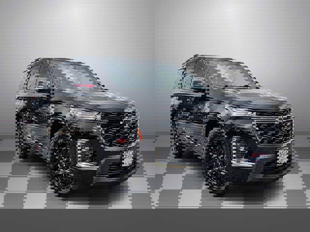 Used 2023 Chevrolet Traverse Premier w/ Redline Edition image 1