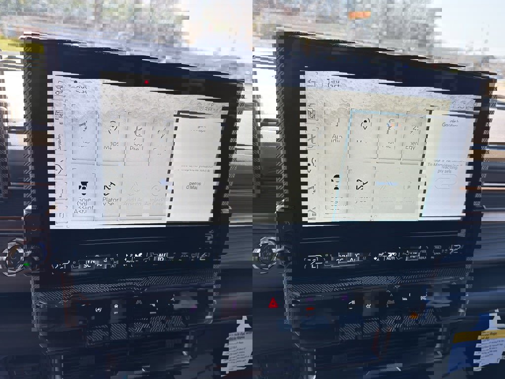 New 2025 GMC Hummer EV 2X image 18