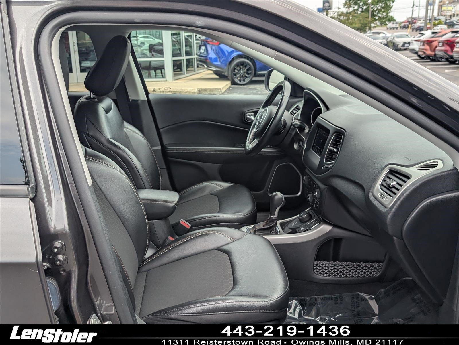 Used 2020 Jeep Compass Latitude w/ Popular Equipment Group AWD/4WD image 11