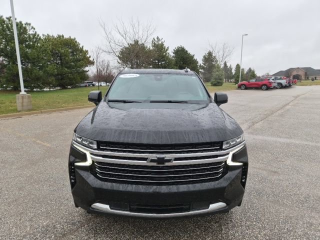 Used 2022 Chevrolet Tahoe LT w/ Luxury Package AWD/4WD image 2