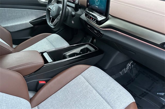 Used 2023 Volkswagen ID.4 Pro image 18