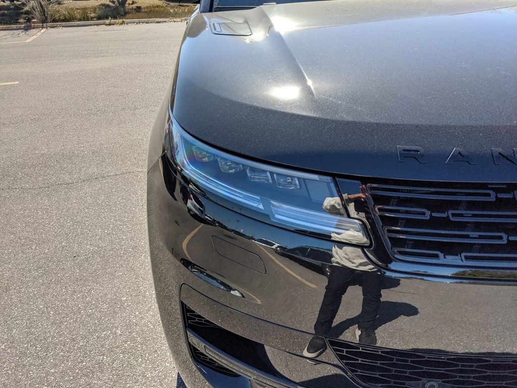 Used 2024 Land Rover Range Rover Sport Dynamic SE image 12