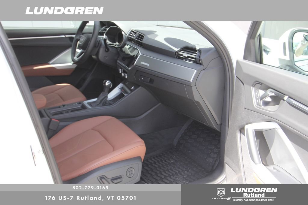 Used 2023 Audi Q3 2.0T Premium Plus w/ Premium Plus Package AWD/4WD image 14