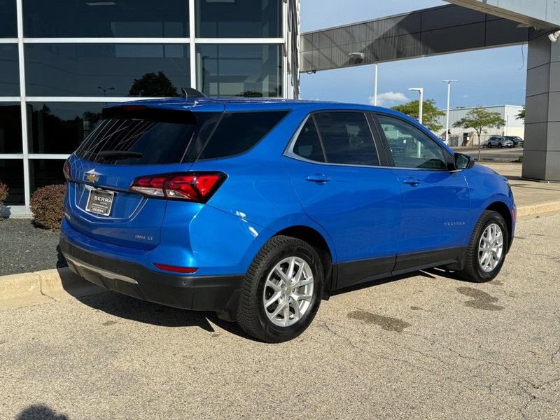 Used 2024 Chevrolet Equinox LT w/ LPO, Floor Liner Package AWD/4WD image 2