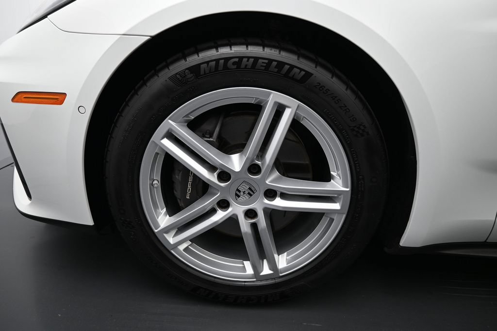 Certified 2025 Porsche Panamera RWD image 10