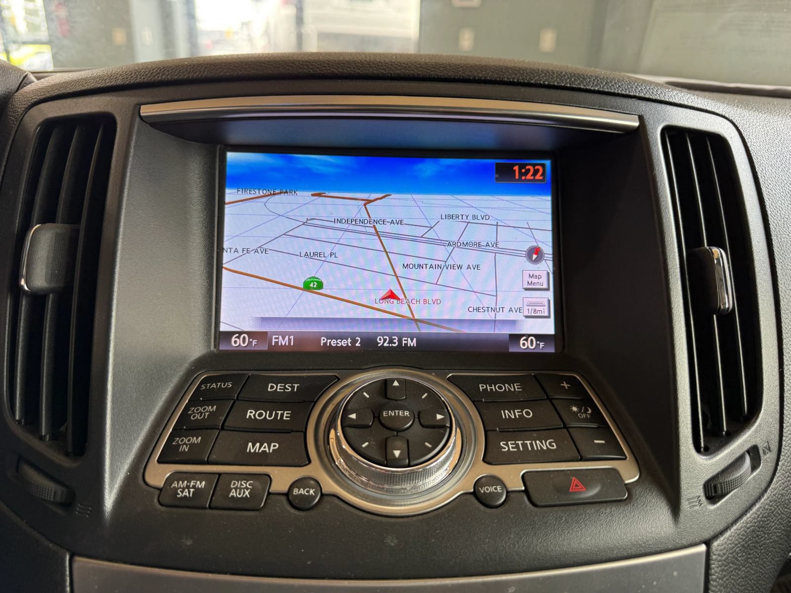 Used 2015 INFINITI Q40 w/ Navigation Package RWD image 15