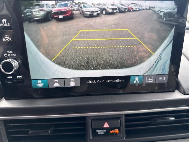 Used 2025 Honda Pilot EX-L image 13