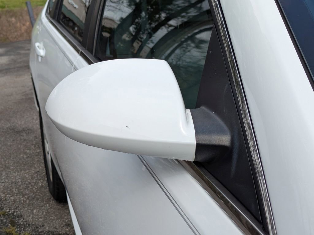 Used 2010 Chevrolet Impala LS image 10