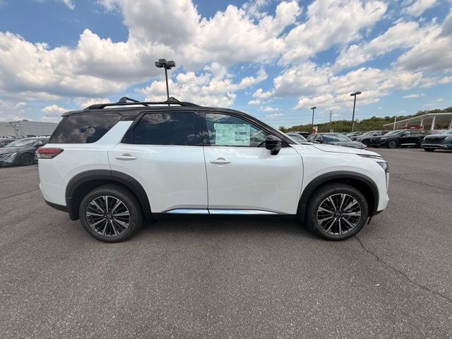 New 2026 Nissan Pathfinder Platinum AWD/4WD image 4