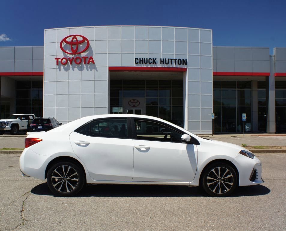 Used 2018 Toyota Corolla SE FWD image 1