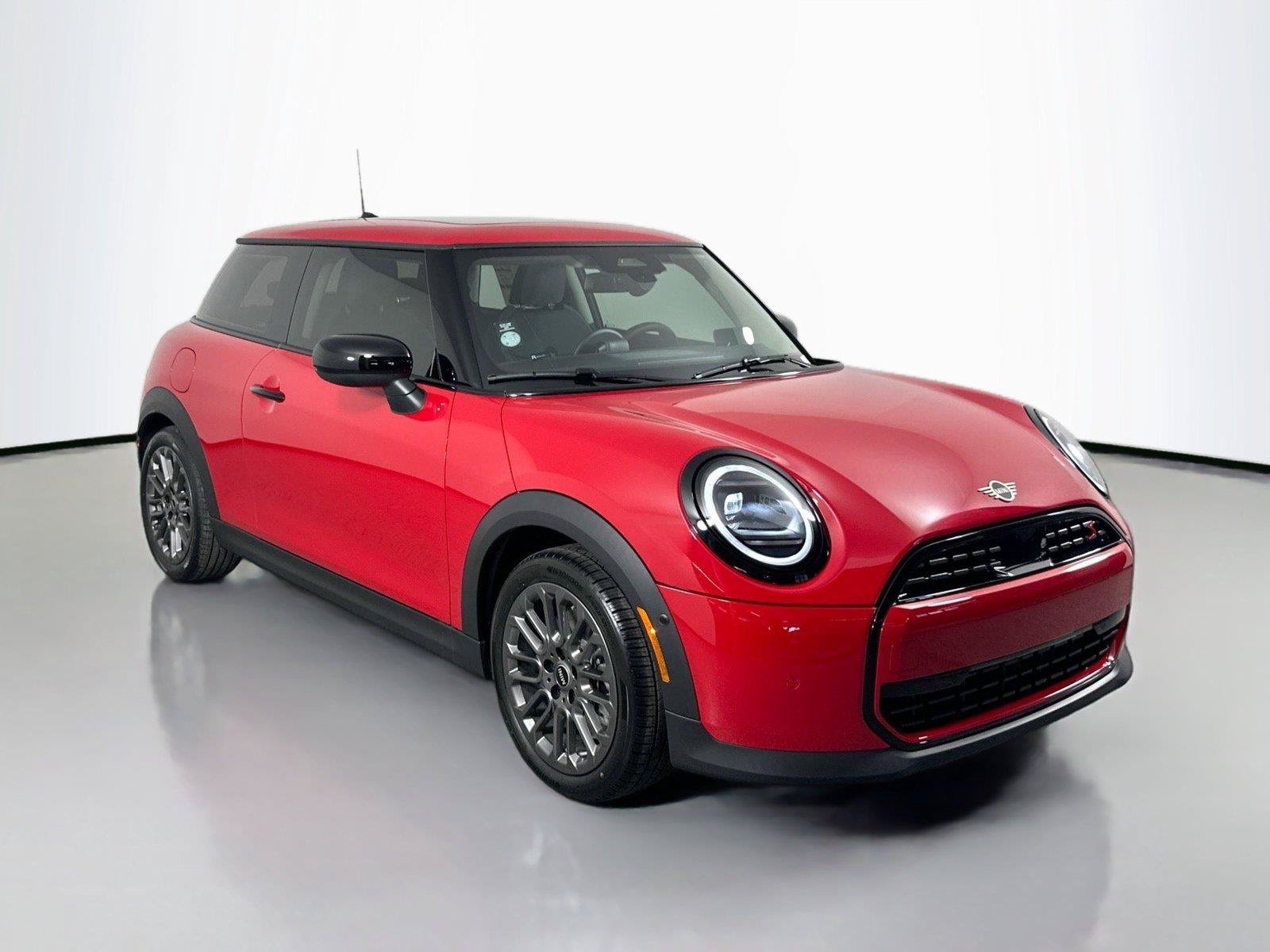 Used 2025 MINI Cooper S FWD image 3