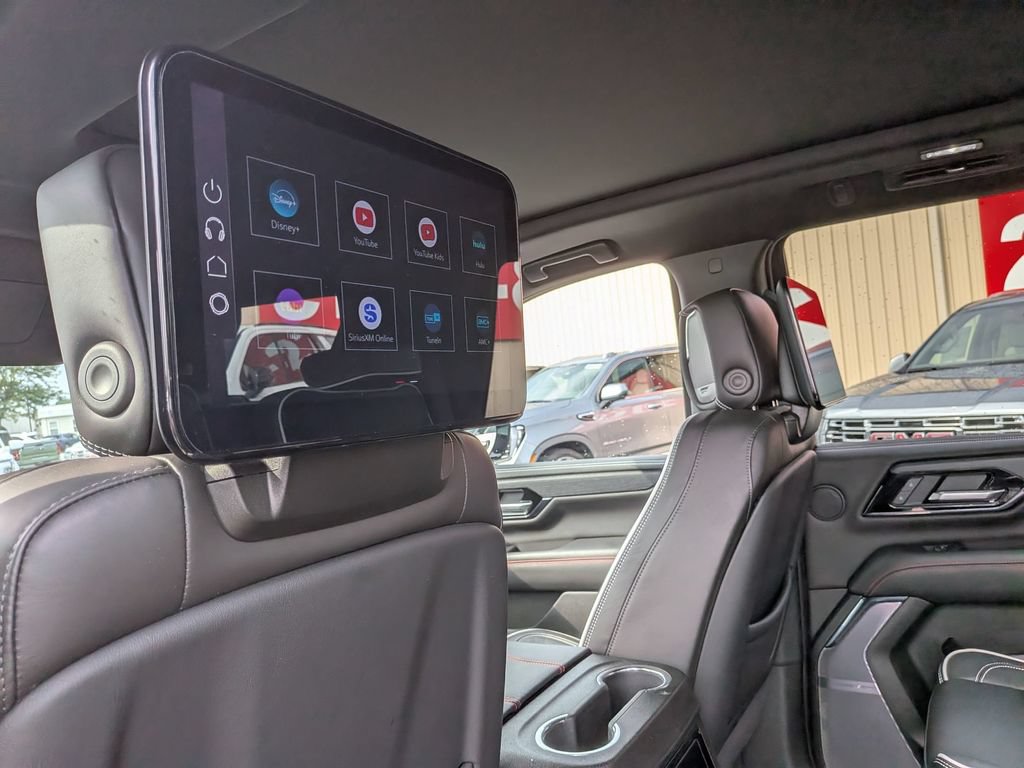 Used 2025 GMC Yukon AT4 Ultimate AWD/4WD image 22