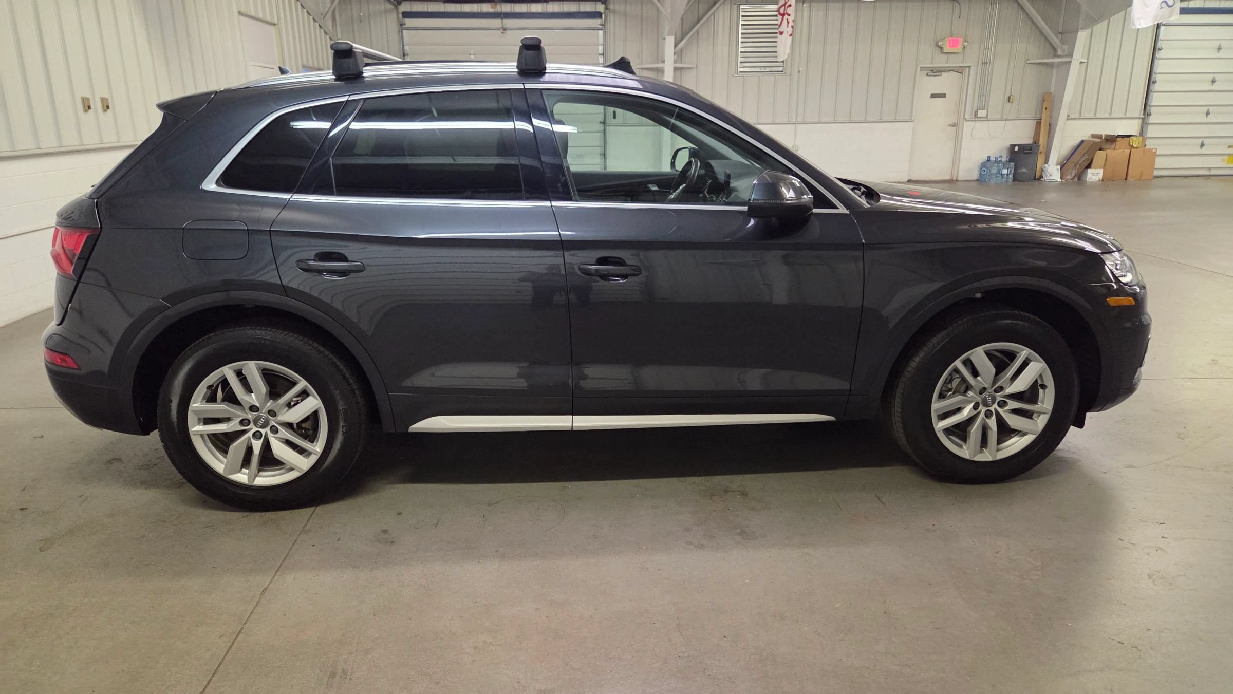 Used 2020 Audi Q5 2.0T Premium w/ Convenience Package AWD/4WD image 9