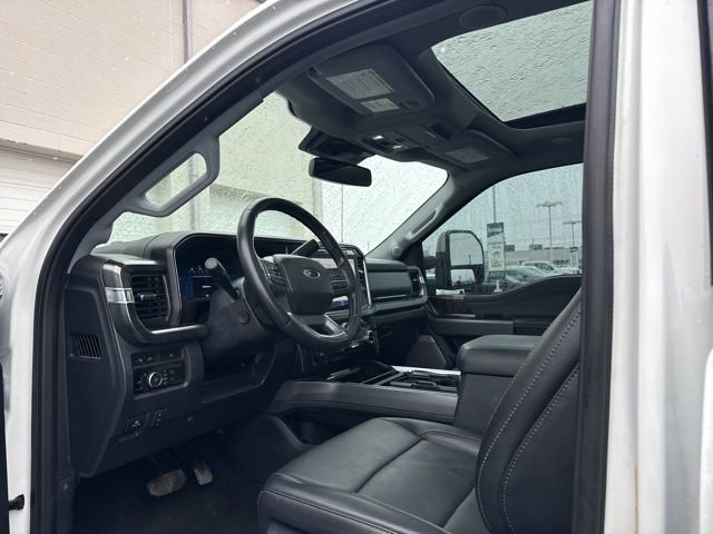 Used 2024 Ford F250 Lariat w/ Lariat Ultimate Package image 7