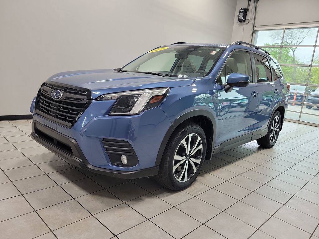 Used 2023 Subaru Forester Limited AWD/4WD image 7