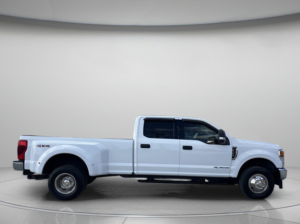 Used 2020 Ford F350 XLT image 2
