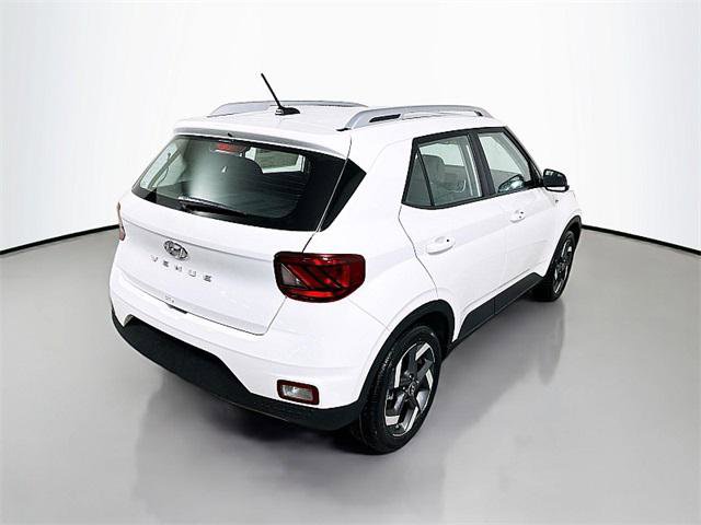 New 2026 Hyundai Venue SEL FWD image 6