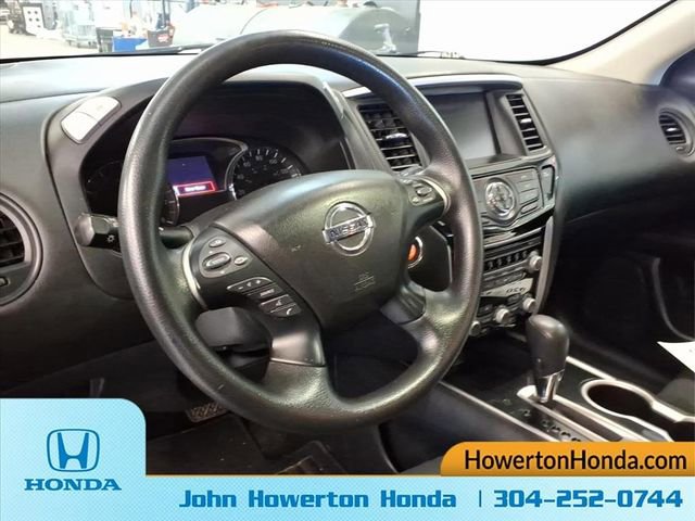 Used 2019 Nissan Pathfinder S AWD/4WD image 12