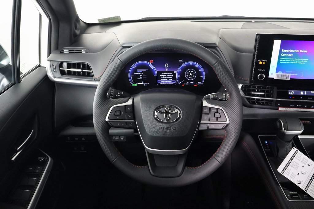 New 2026 Toyota Sienna XSE FWD image 3