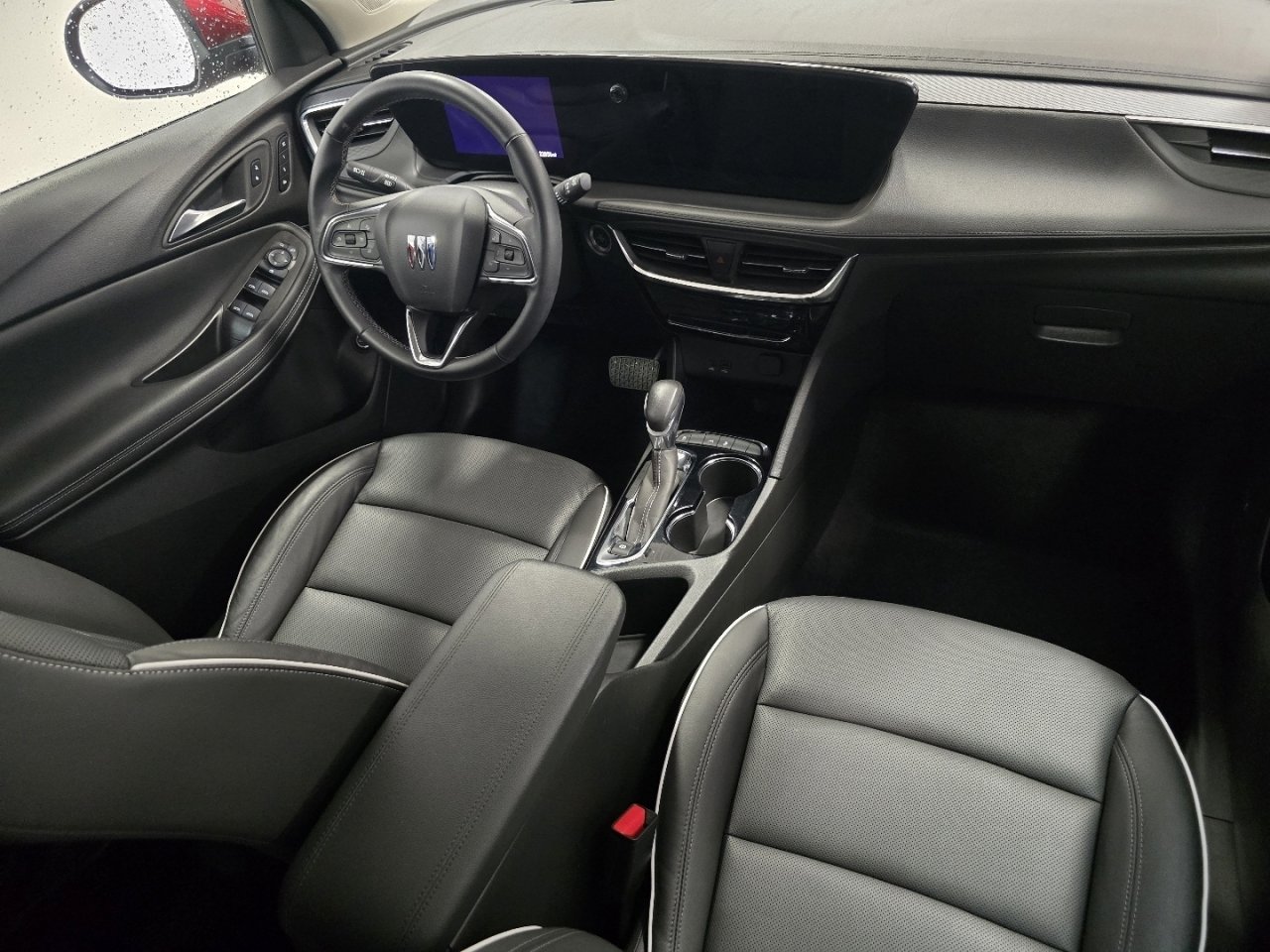 Used 2024 Buick Encore GX Avenir w/ Avenir Convenience Package image 21