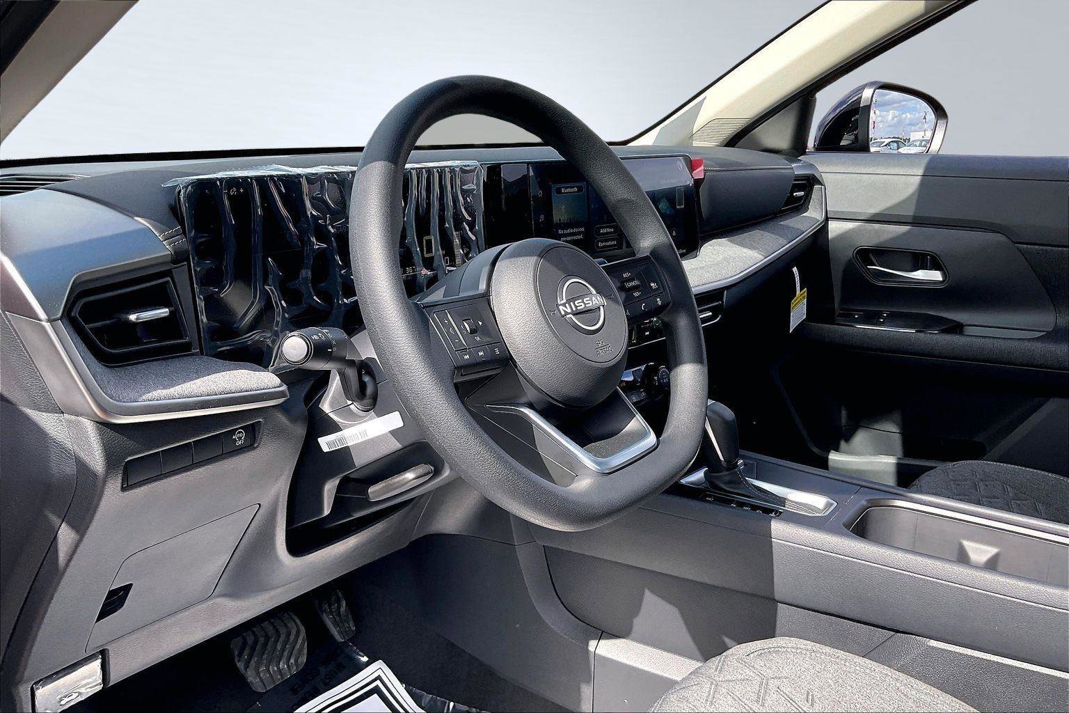 New 2026 Nissan Kicks SV FWD image 7