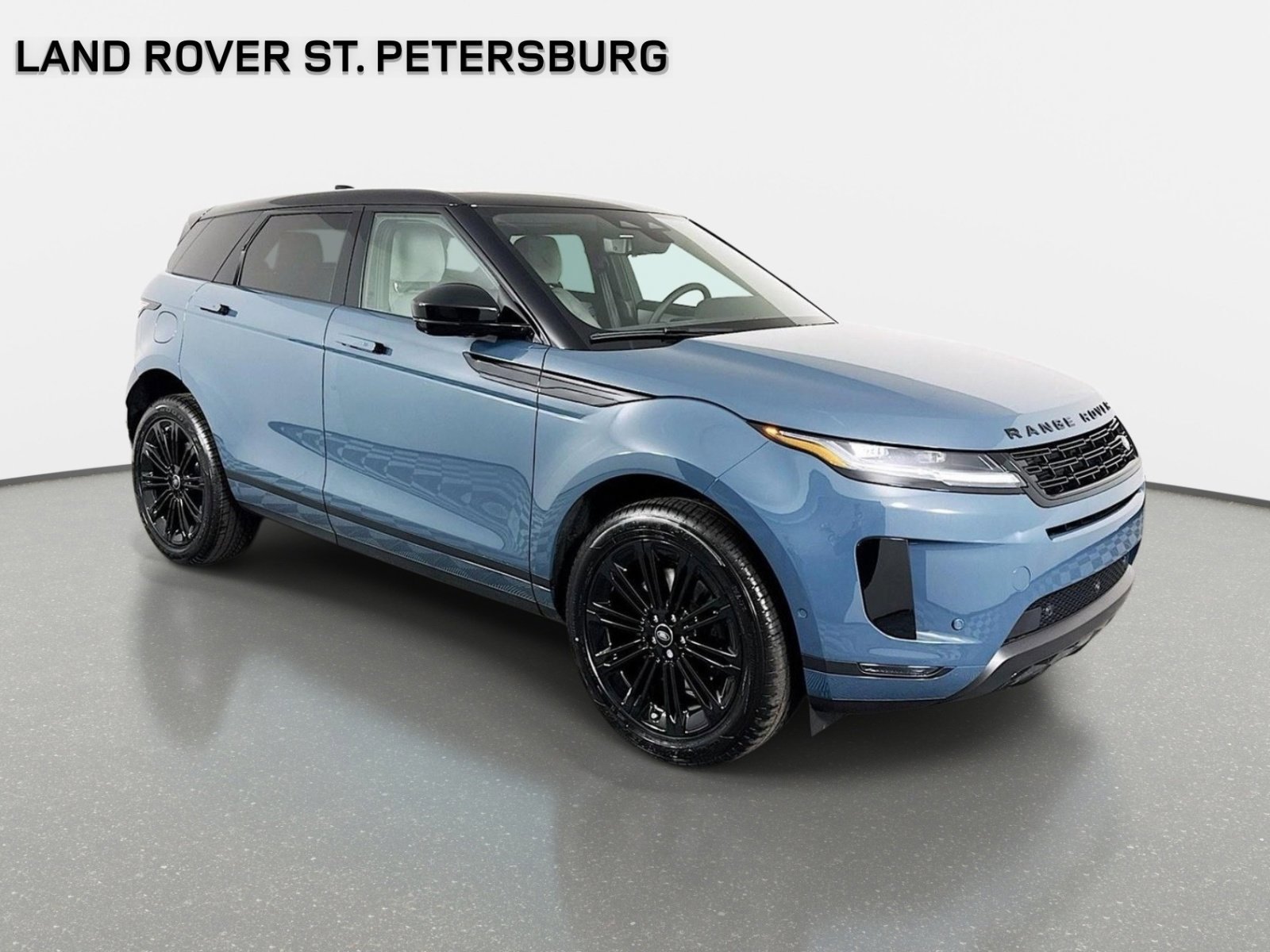 Used 2026 Land Rover Range Rover Evoque S AWD/4WD image 3
