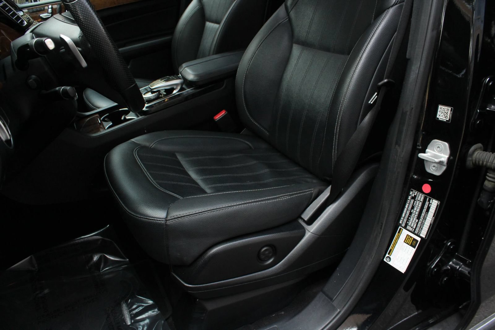 Used 2018 Mercedes-Benz GLS 450 4MATIC w/ Premium Package image 17