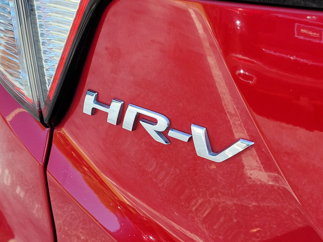 Used 2019 Honda HR-V Sport image 7