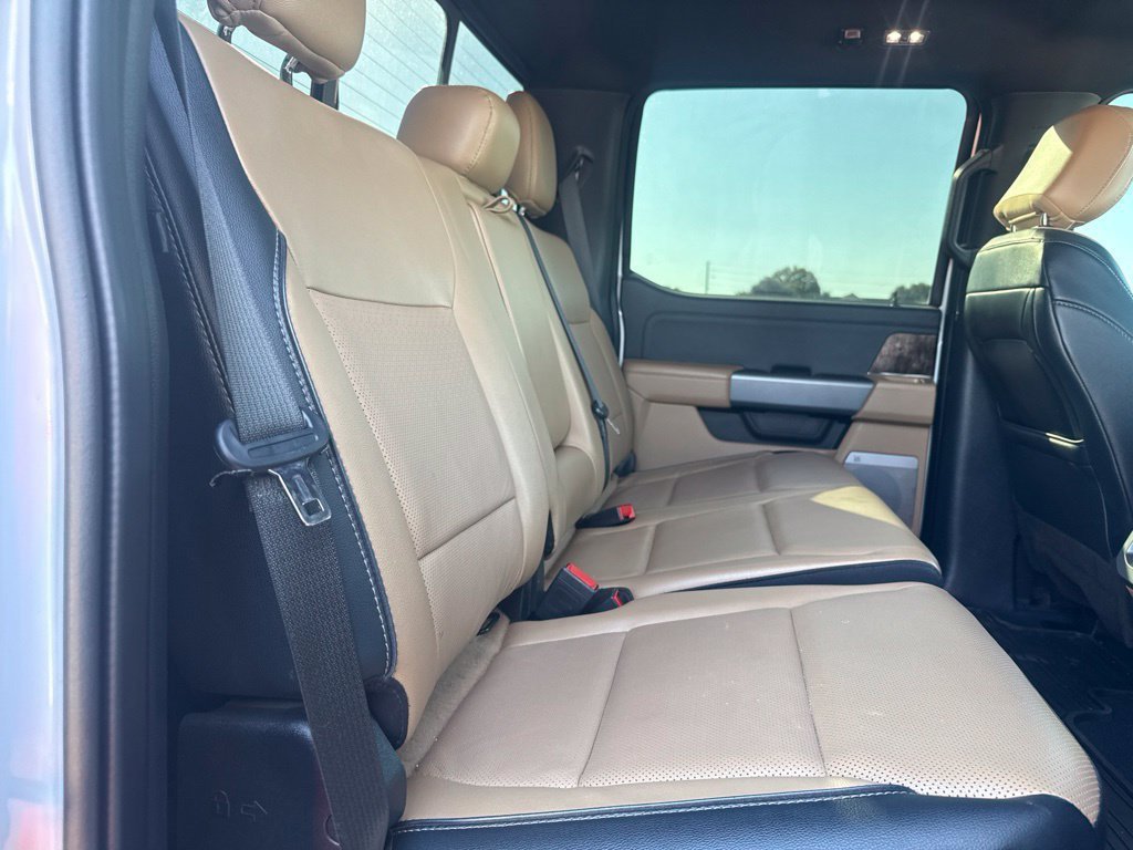 Used 2024 Ford F350 Lariat w/ Lariat Ultimate Package AWD/4WD image 6