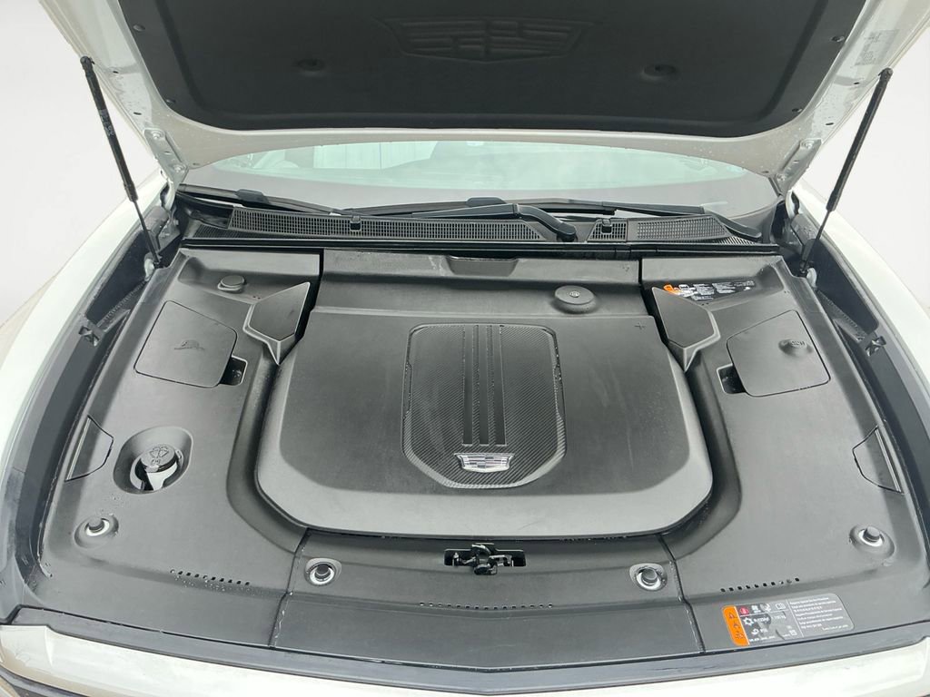 Used 2024 Cadillac Lyriq Luxury image 18