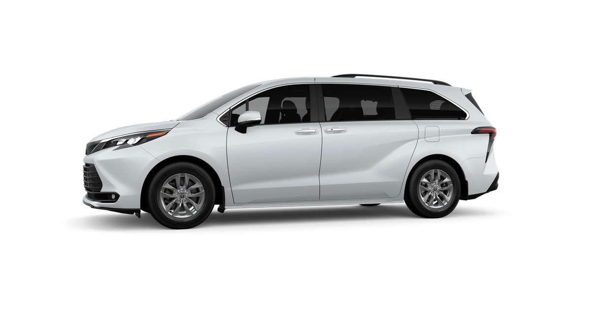 New 2026 Toyota Sienna XLE AWD/4WD image 3