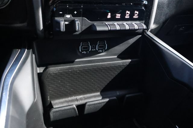 Used 2023 RAM 1500 Laramie AWD/4WD image 13