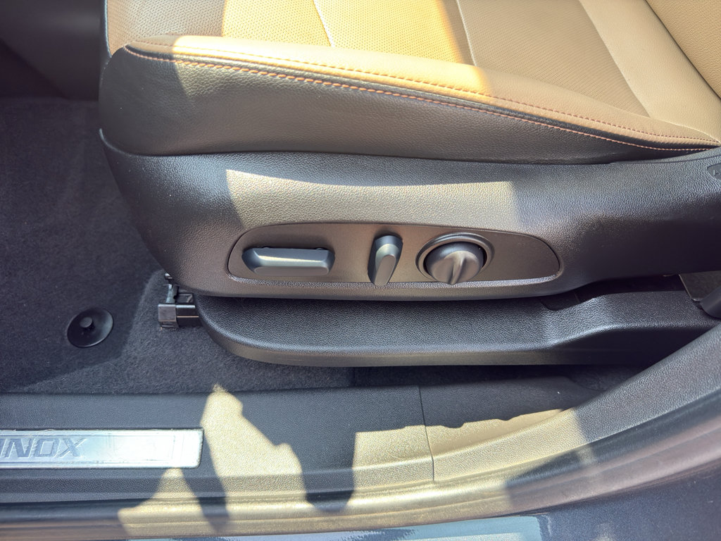 Certified 2022 Chevrolet Equinox Premier AWD/4WD image 15