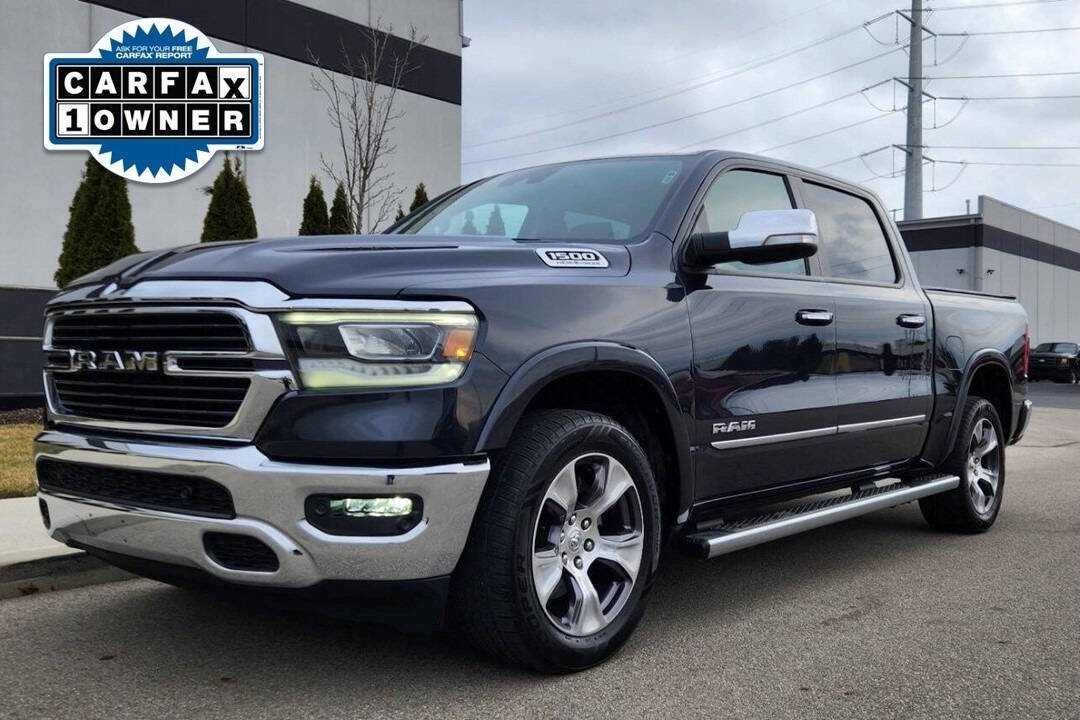 Used 2021 RAM 1500 Laramie AWD/4WD image 1