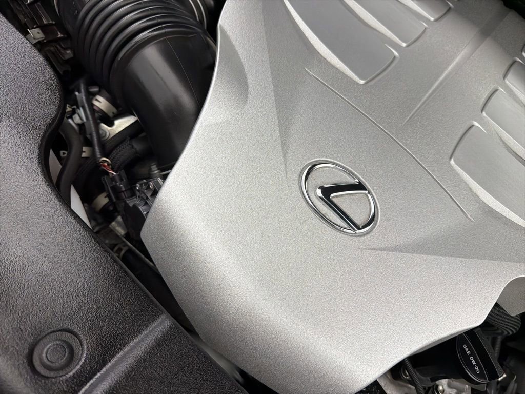 Used 2022 Lexus GX 460 Luxury w/ Off Road Package AWD/4WD image 37