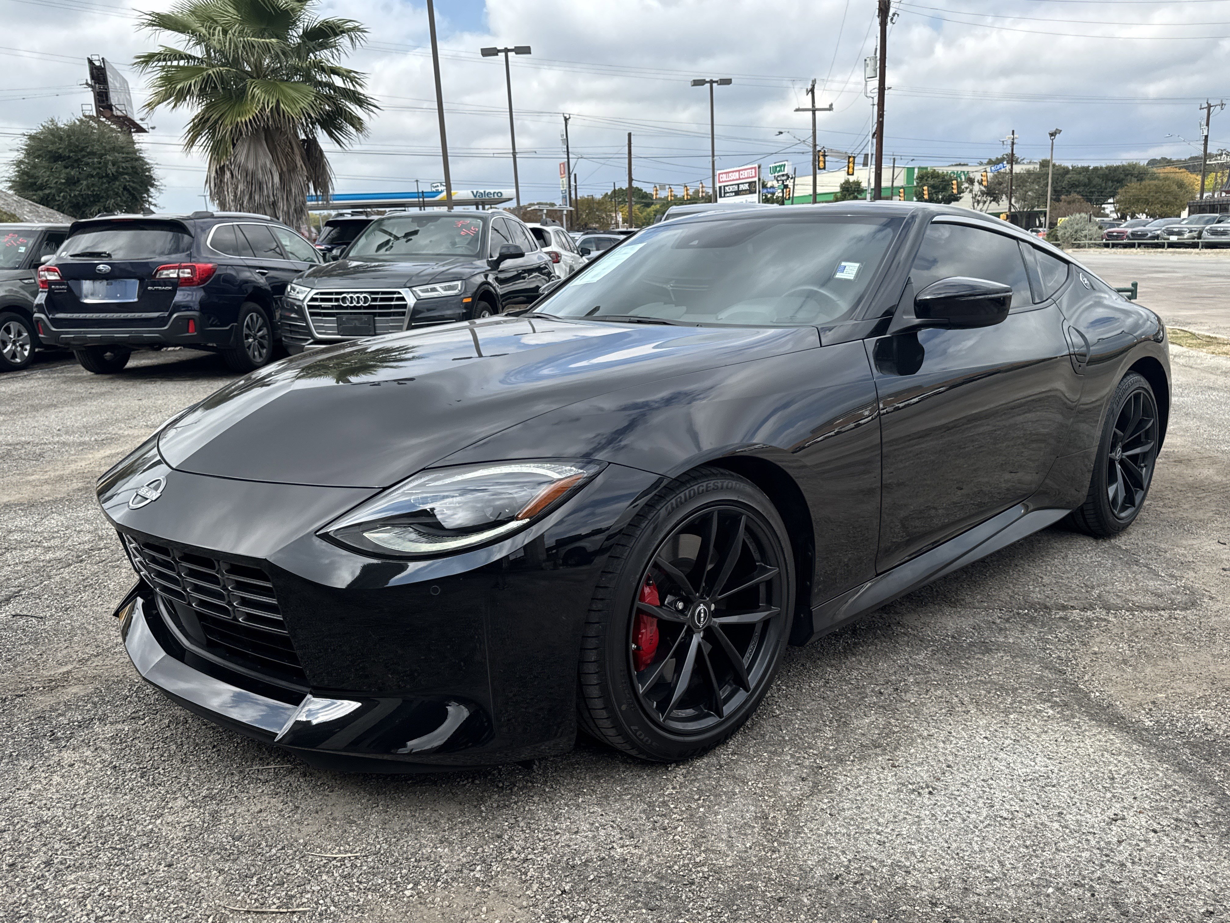 Used 2024 Nissan Z Performance w/ Floor Mat Package image 7