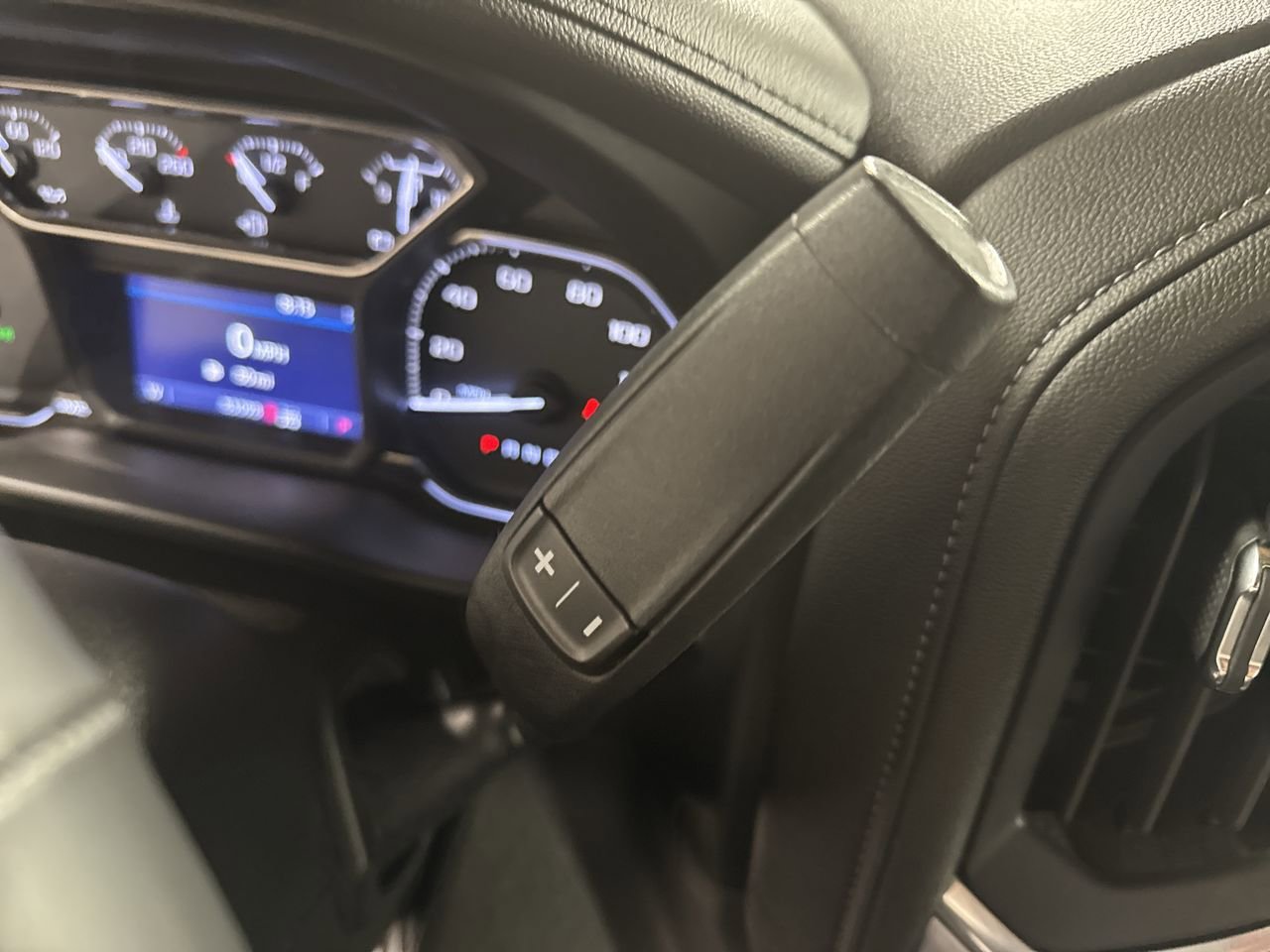 Used 2020 GMC Sierra 1500 Elevation w/ Elevation Value Package image 27