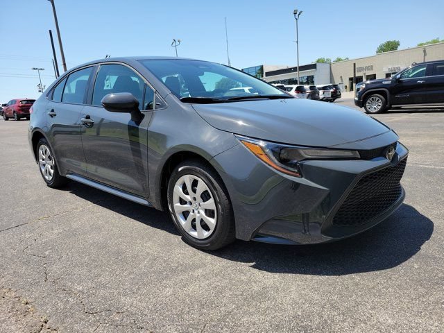 Used 2026 Toyota Corolla LE FWD image 7