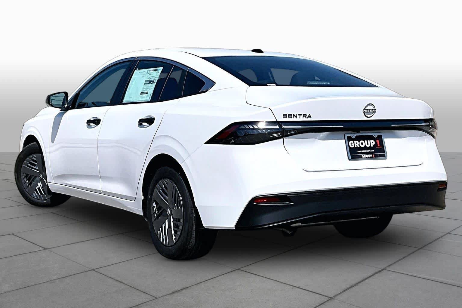 New 2027 Nissan Sentra S w/ Floor Mat Package FWD image 7
