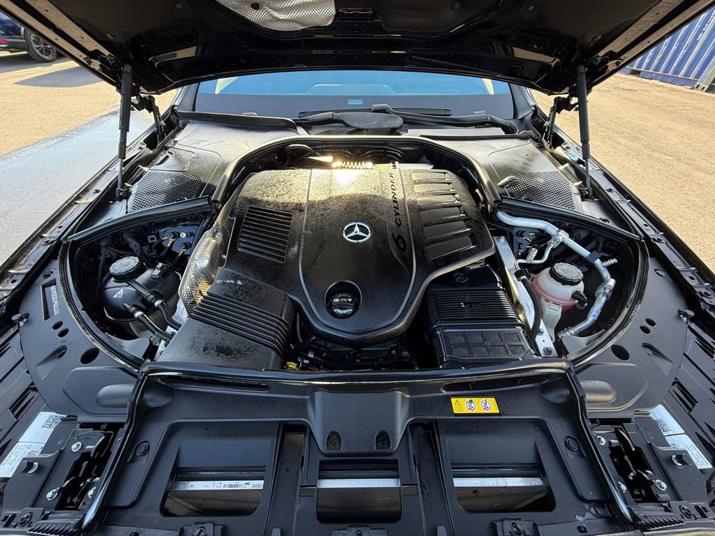 Used 2023 Mercedes-Benz S 500 4MATIC w/ AMG Line image 28