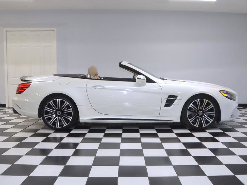 Used 2017 Mercedes-Benz SL 450 w/ Premium I Package image 10
