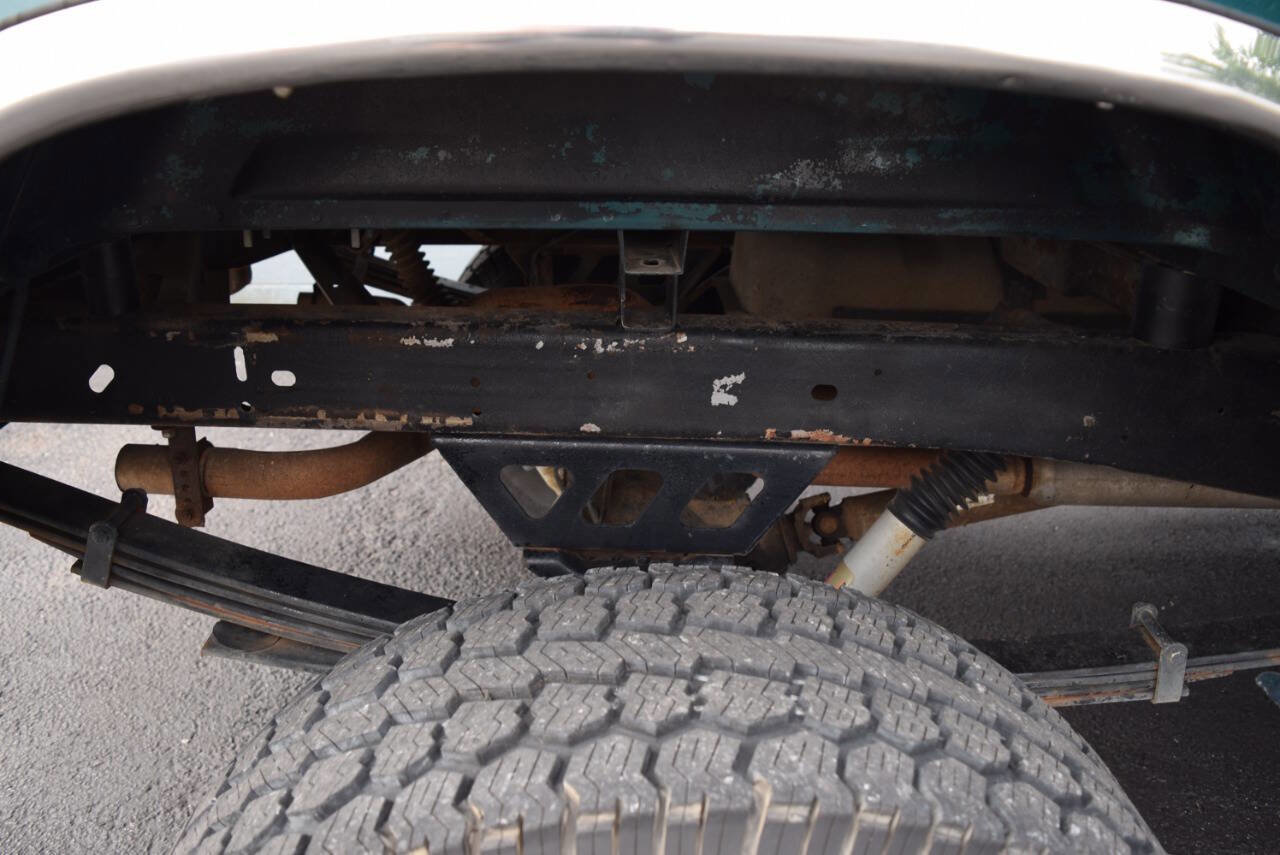 Used 1997 Chevrolet Silverado 1500 4x4 Regular Cab w/ Preferred Equipment Group 2 image 22