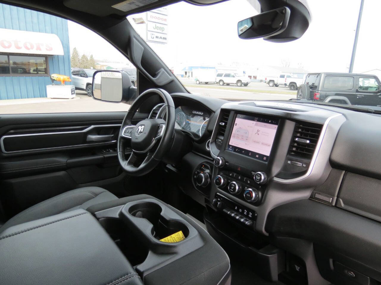 Used 2023 RAM 1500 Big Horn image 24