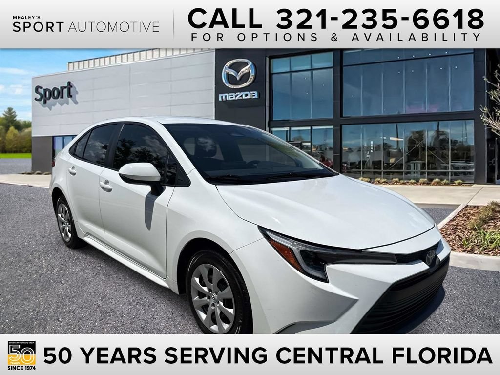 Used 2023 Toyota Corolla LE FWD image 1