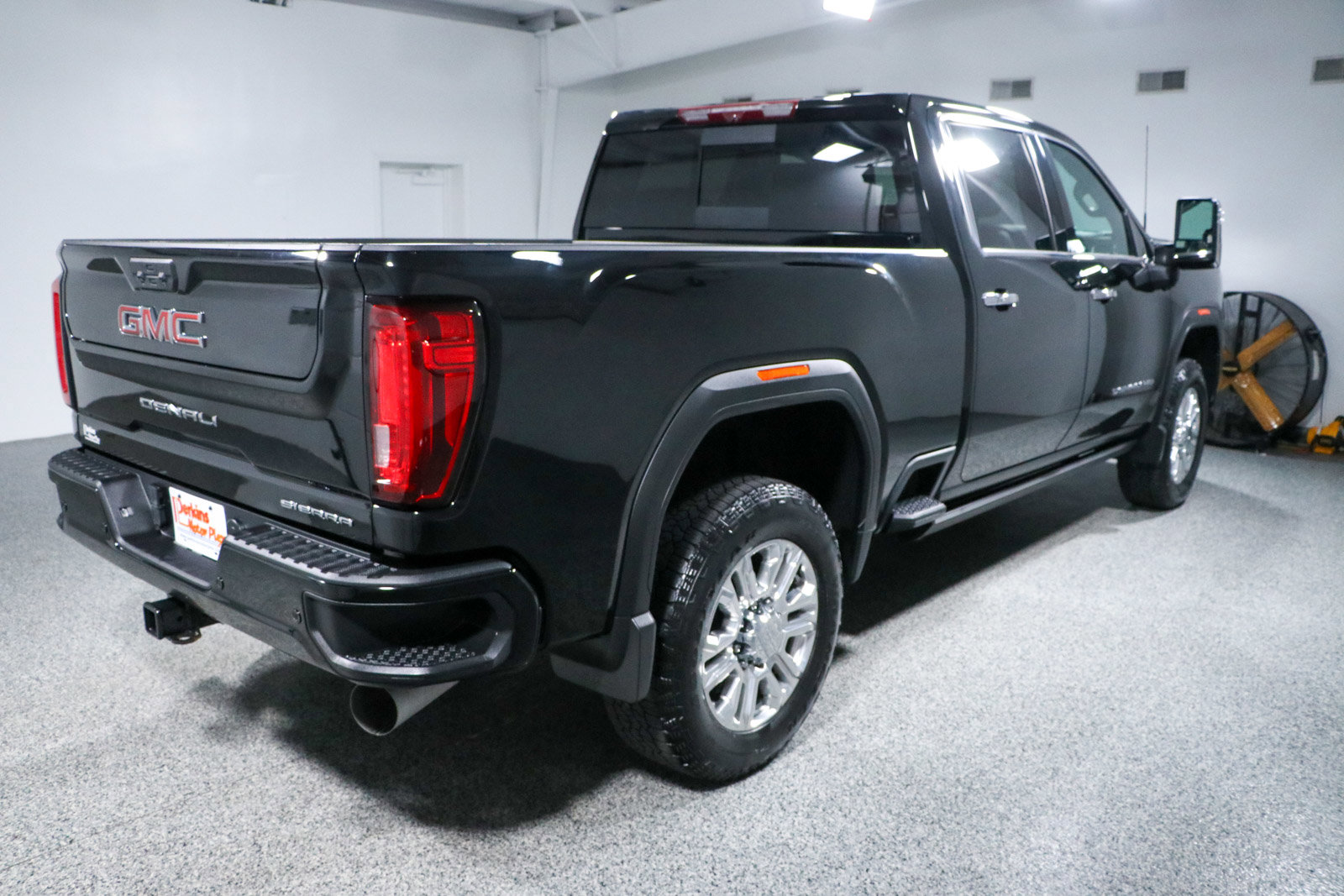Used 2023 GMC Sierra 2500 Denali w/ Denali Ultimate Package image 7